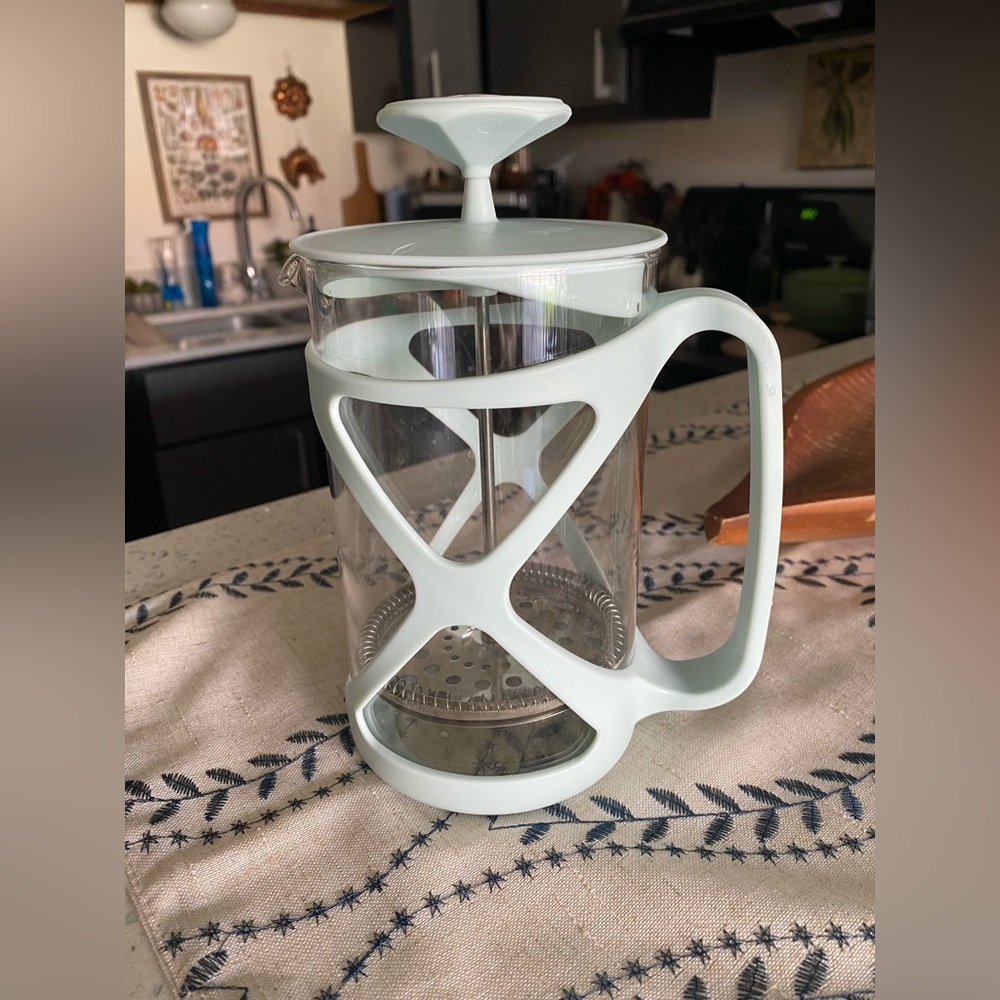 Cute Blue French Press 24 oz